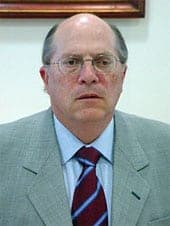 Foto de Miguel Reale Júnior